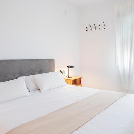 Flipanddo Triana Apartment Seville Ngoại thất bức ảnh